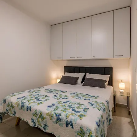 Nikol Apartment Split