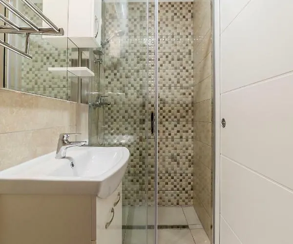 Nikol Apartment